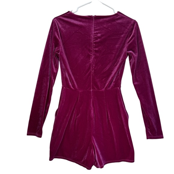Candies Magenta Pink Velvet Romper. Size XS - Picture 9 of 15